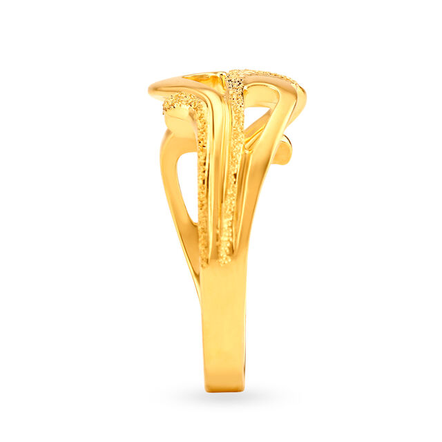 Glamorous 22 Karat Yellow Gold Swirling Finger Ring,,hi-res 3