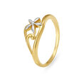 Enchanting Gold Ring with a Floral Pattern 