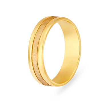 Sophisticated 22 Karat Yellow Gold Striped Finger Ring