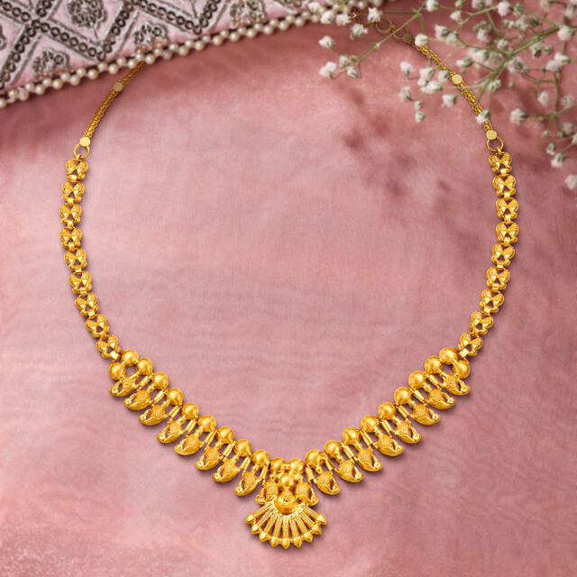 Buy Shimmering Gold Necklace Set for the Bengali Bride at Best