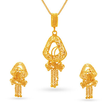 Intricate Gold Pendant and Earrings Set
