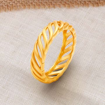 Stylish Geometric Gold Mesh Ring