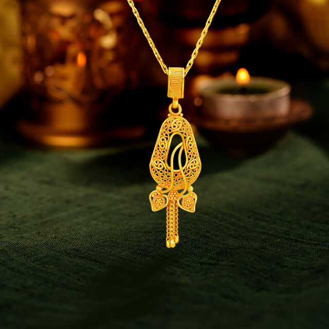 MarvelousTraditional Gold Pendant,,hi-res 