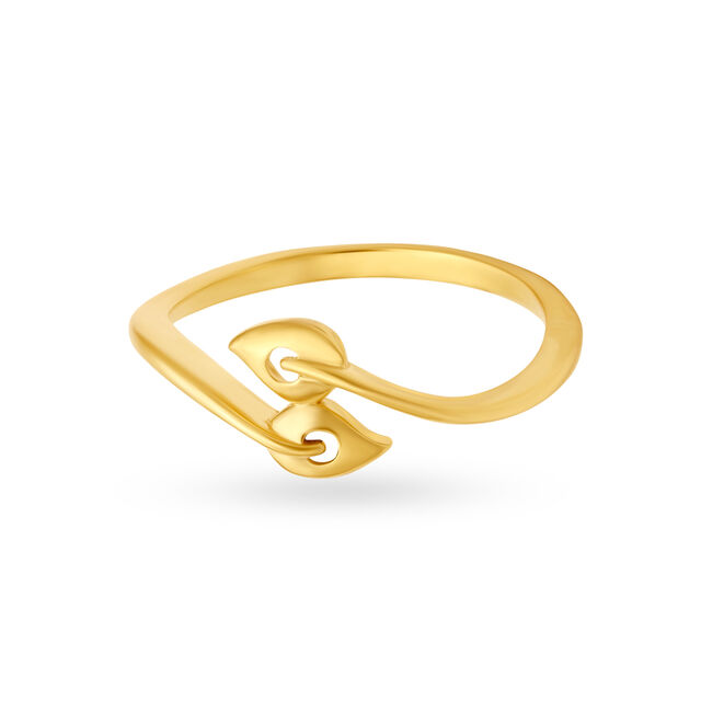 Delicate 22 Karat Yellow Gold Ring With Leaf Pattern