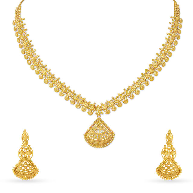 Elaborate 22 Karat Yellow Gold Piscine Necklace And Earrings Set 