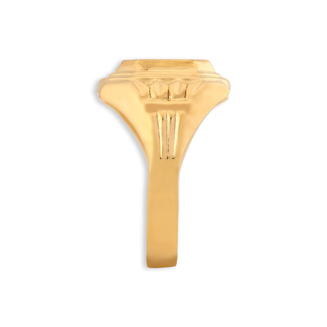 Intriguing 22 Karat Yellow Gold Octagonal Finger Ring 3