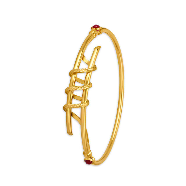 Elegant Gold Bangle 2