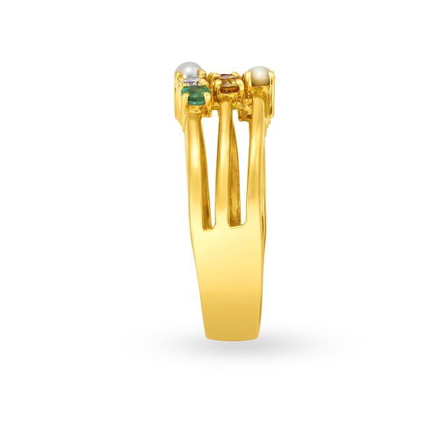 Lovely Navaratna Diamond Finger Ring