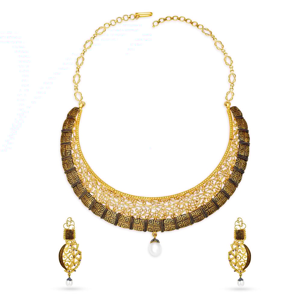 Buy Astonishing Antique Gold Necklace Set at Best Price Tanishq UAE