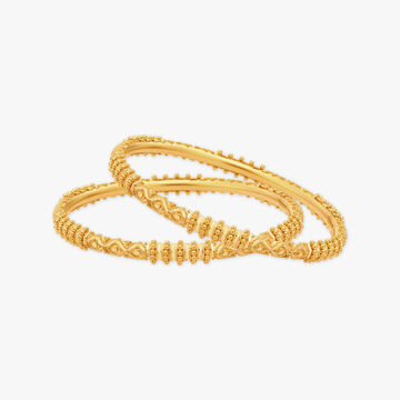 Floral Radiance in Gold Hues Bangle