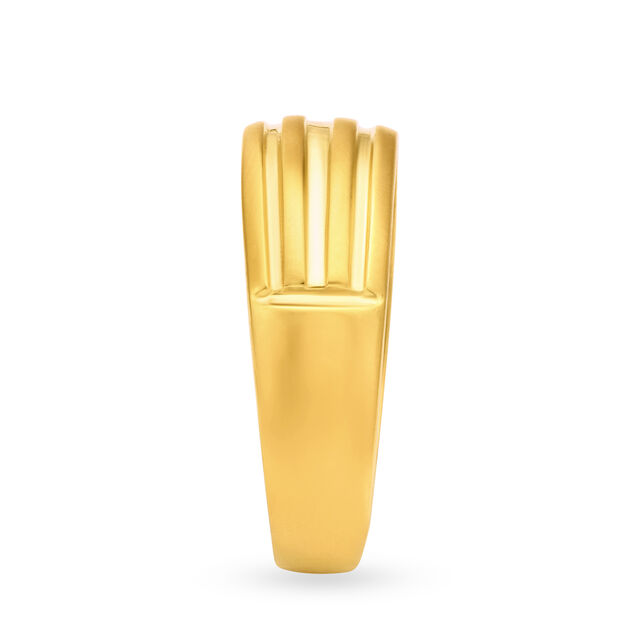 Intriguing 22 Karat Yellow Gold Tiered Finger Ring 4