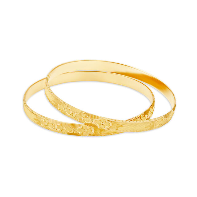 Mesmerizing Gold Bangle 