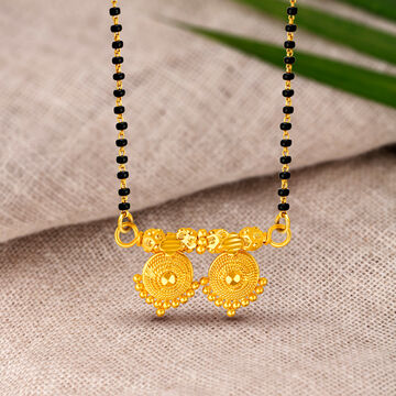 Timeless 22 Karat Yellow Gold Mangalsutra Pendant