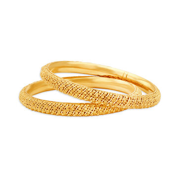 Enchanting Gold Bangle
