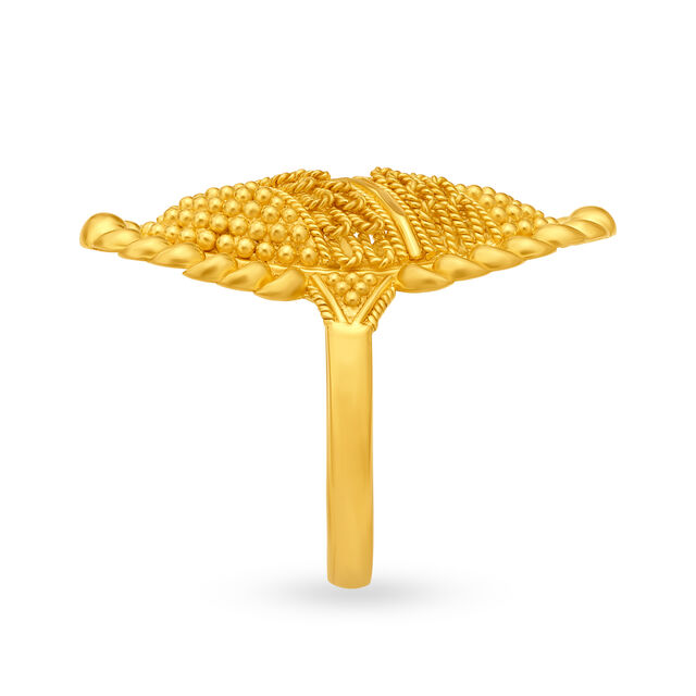 Beauteous 22 Karat Yellow Gold Finger Ring