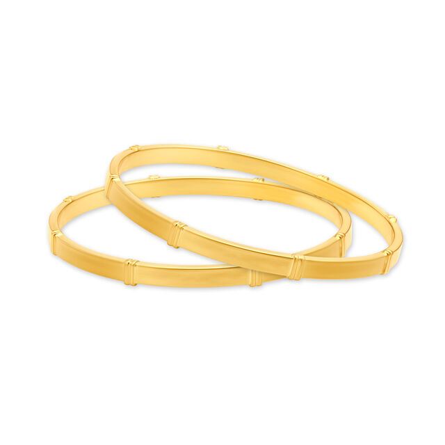 Minimalistic Gold Bangle 