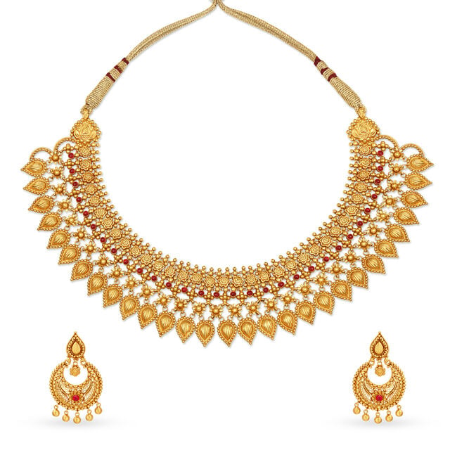 Layered Floral Gold Necklace Set