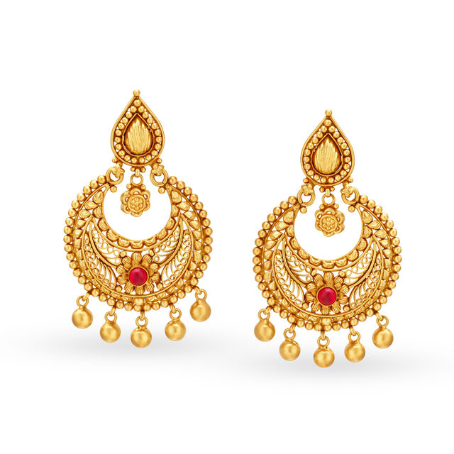 Layered Floral Gold Necklace Set