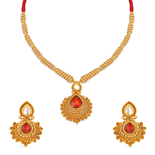 Tanishq Gold Pendant and Earrings Set,,hi-res 