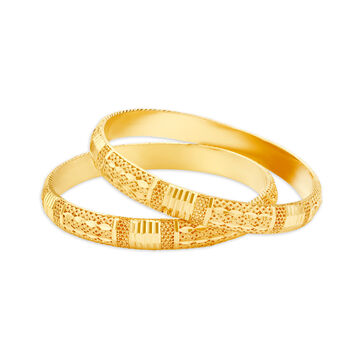 Enchanting Gold Bangle