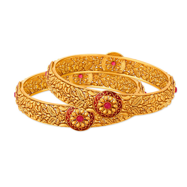 Modish Radiant Gold Bangle,,hi-res 