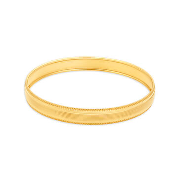 Mesmerising Gold Bangle