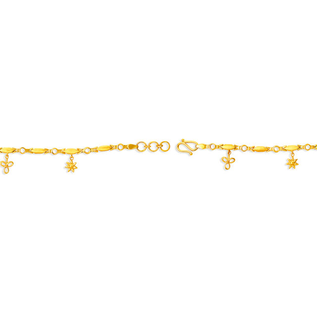 Dainty Bracelet in Yellow Gold 2