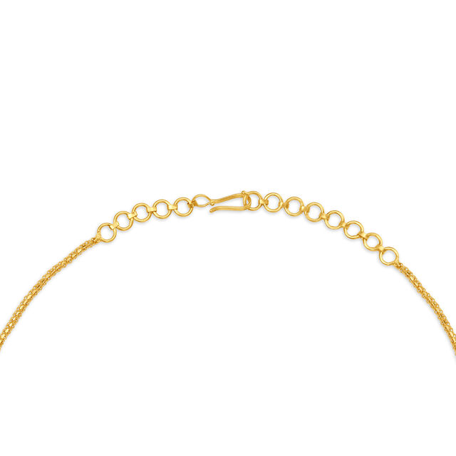 Elegant Gold Necklace