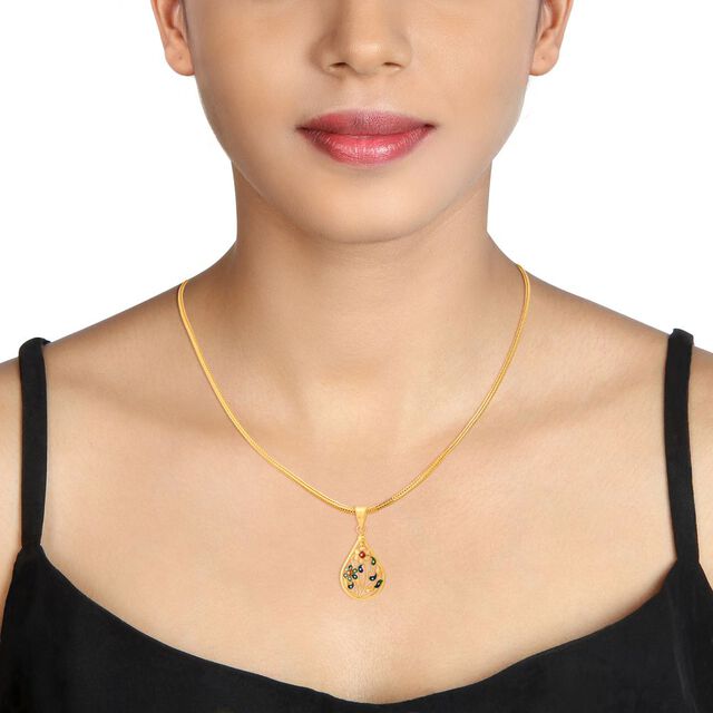 Exuberant Floral Gold Pendant 3