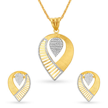 Lavish Leaf Motif Gold Pendant and Earrings Set For Kids