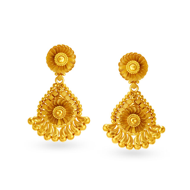 Elaborate Gold Neckwear Set Perfect for Any Bride 3