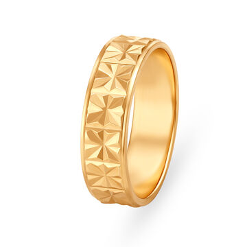 Beguiling 22 Karat Yellow Gold Geometric Floral Pattern Finger Ring