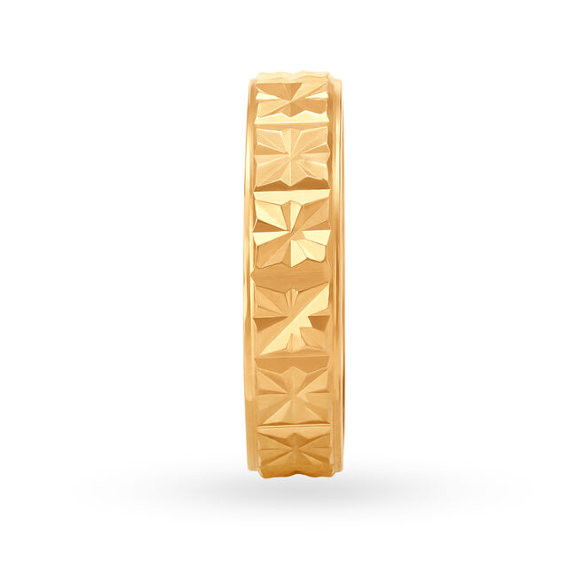 Beguiling 22 Karat Yellow Gold Geometric Floral Pattern Finger Ring 6