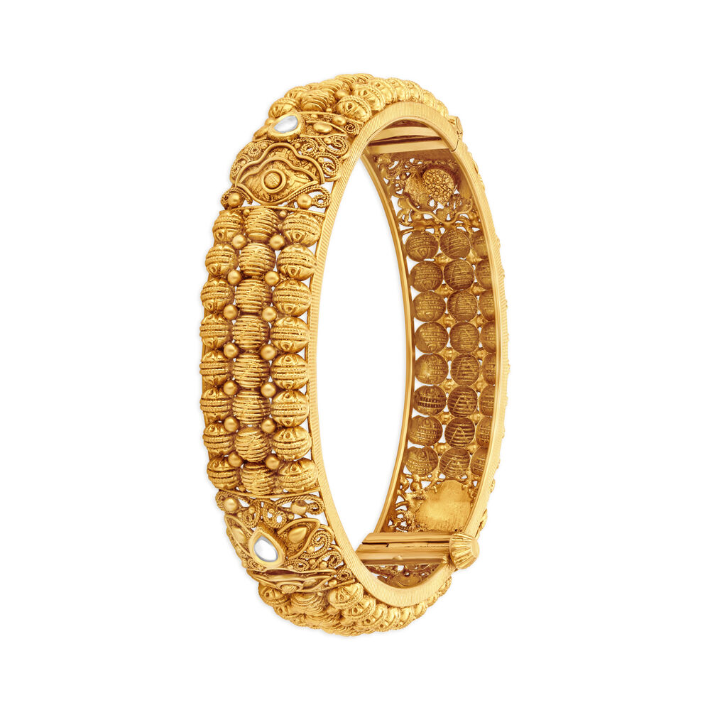 Gold bangles traditional shop