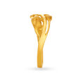 Stylish 18 Karat Yellow Gold Wave Patterned Finger Ring 3