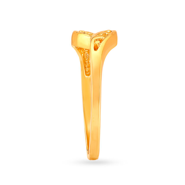 Leaf Pattern Sleek Gold Finger Ring,,hi-res 3