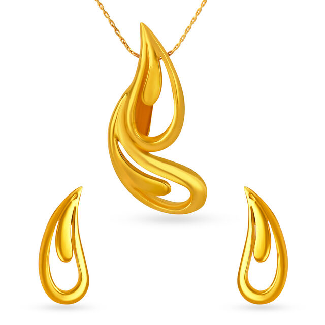 Pristine Yellow Gold Pendant Set,,hi-res 