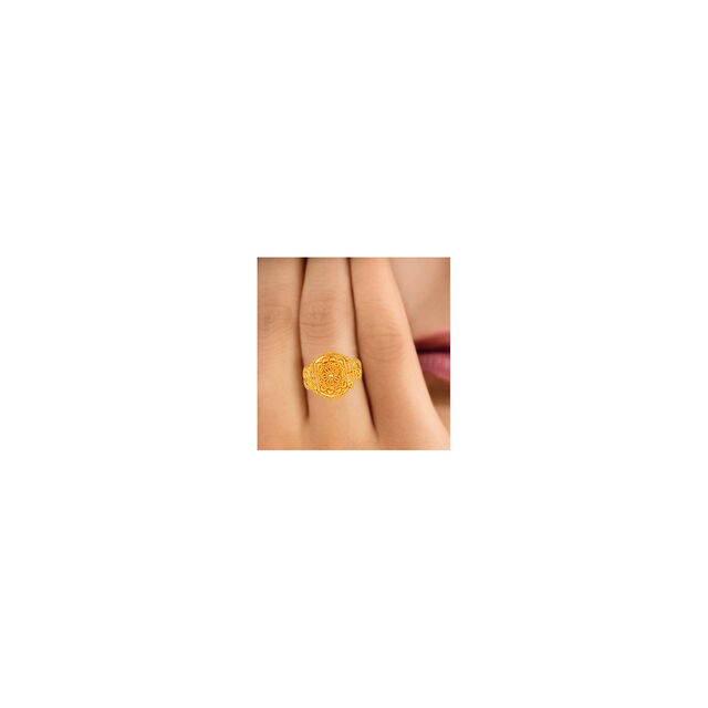 Ornate 22 Karat Yellow Gold Beaded Floral Finger Ring