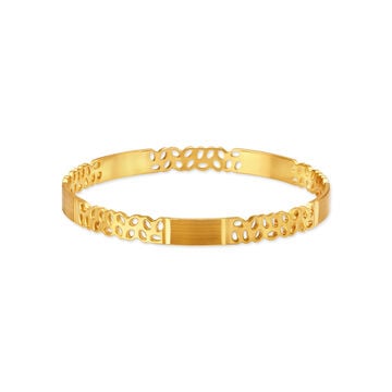Artistic Yellow Gold Oval Lattice Bangle