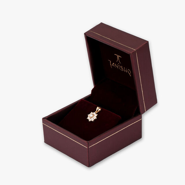 Minimalistic Diamond Pendant