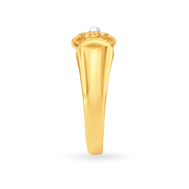 Exquisite 22 Karat Yellow Gold Leaf Inspired Finger Ring,,hi-res