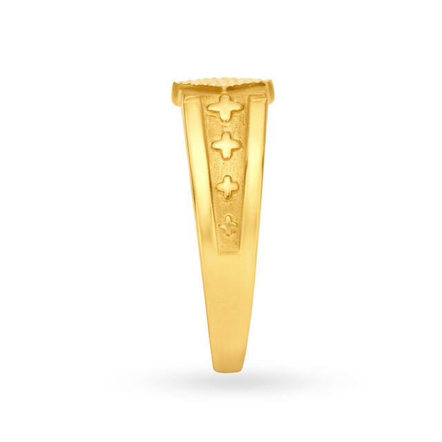 Eclectic 22 Karat Yellow Gold Floral Textured Finger Ring,,hi-res