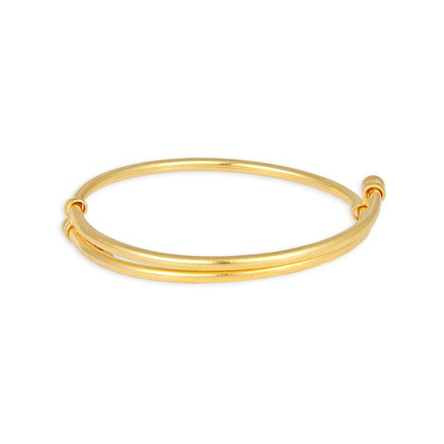 Versatile Sleek Gold Bangle
