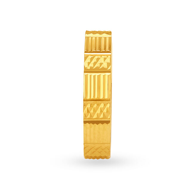 Elegant 22 Karat Yellow Gold Geometric Finger Ring,,hi-res