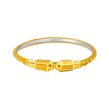 Dazzling Traditional Gold Bangle