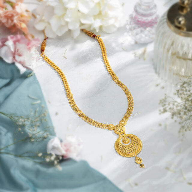 Charming Gold Textured Haaram 
