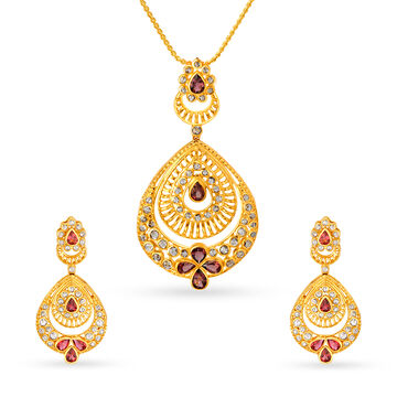 Graceful Gold Pendant and Earrings Set