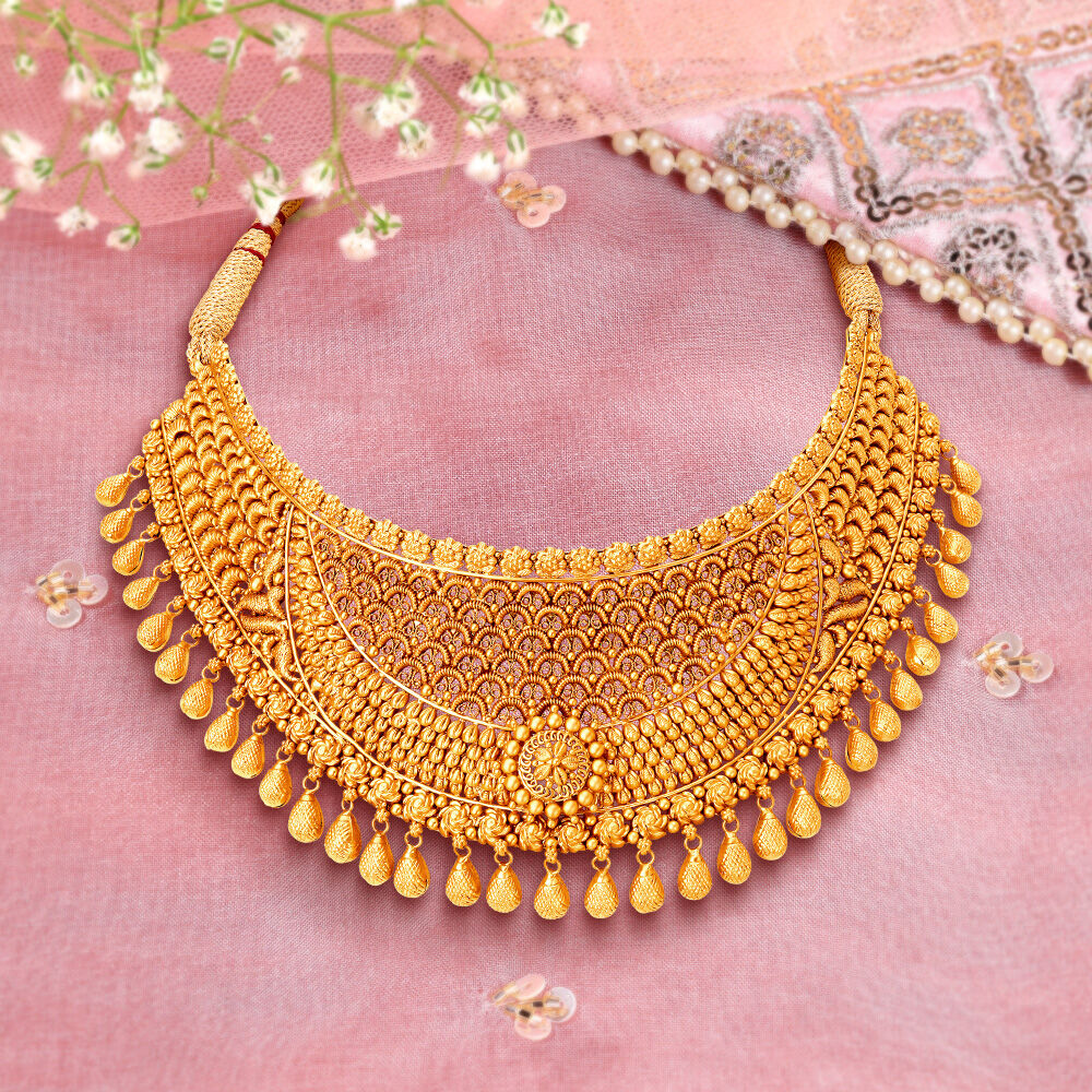 Gold necklace and earring set price discount