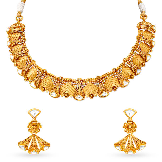Buy Opulent Gold Necklace Set at Best Price Tanishq US