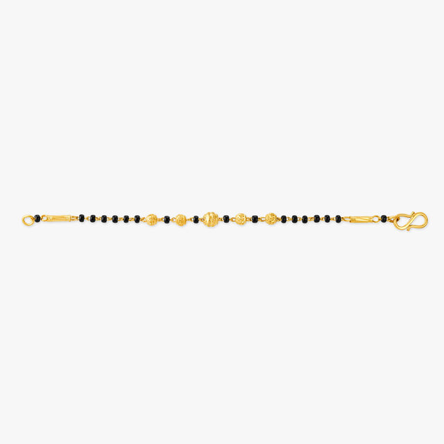 Stylish Black and Carved Gold Bead Bracelet,,hi-res